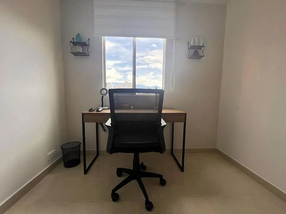 Serenity In Poblado Medellin 0*,
